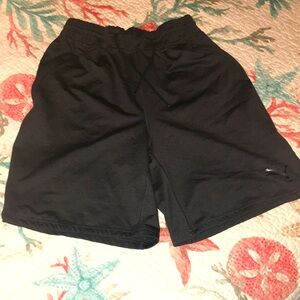 Youth medium Puma shorts